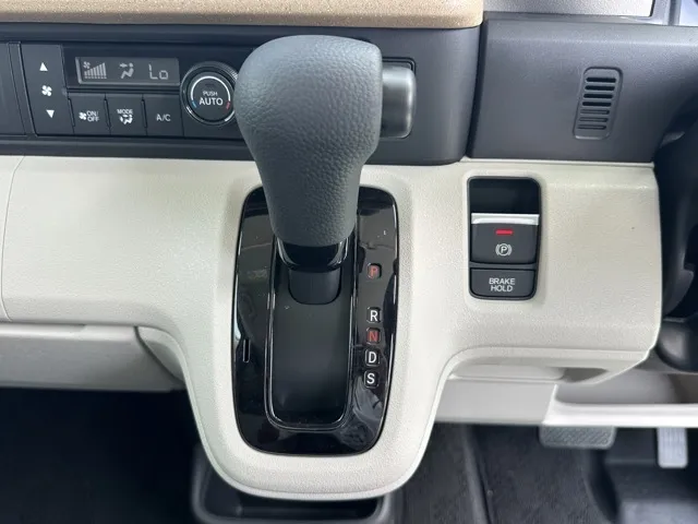 N-BOX(ホンダ)N-BOX コンフォートＰディーラ-試乗車 20