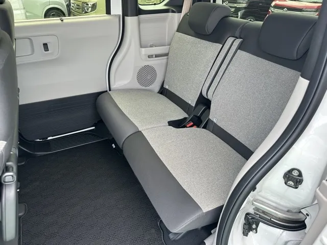 N-BOX(ホンダ)N-BOX コンフォートＰディーラ-試乗車 4