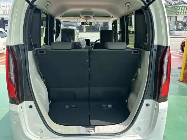 N-BOX(ホンダ)N-BOX コンフォートＰ届出済未使用車 10