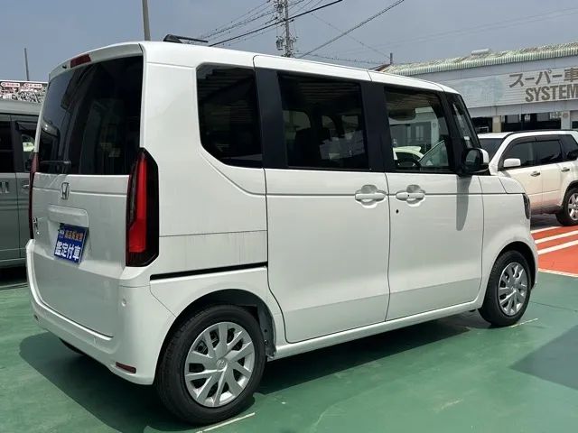 N-BOX(ホンダ)N-BOX コンフォートＰ届出済未使用車 12