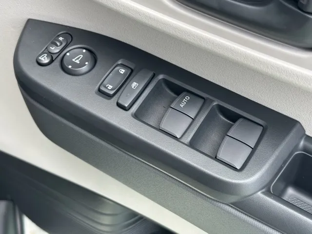 N-BOX(ホンダ)N-BOX コンフォートＰ届出済未使用車 14