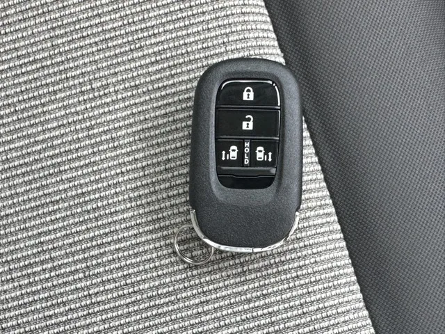 N-BOX(ホンダ)N-BOX コンフォートＰ届出済未使用車 23
