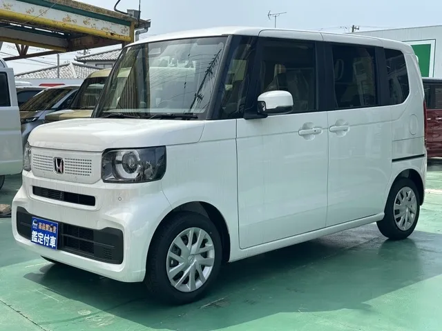 N-BOX(ホンダ)N-BOX コンフォートＰ届出済未使用車 1