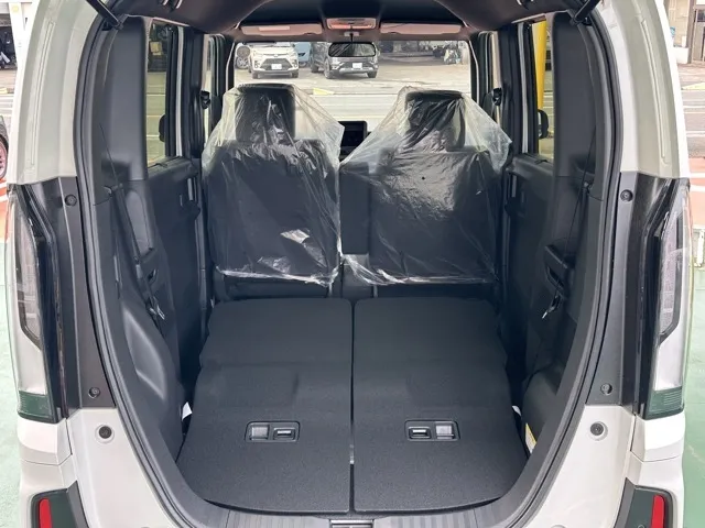 N-BOX(ホンダ)N-BOXカスタム届出済未使用車 10