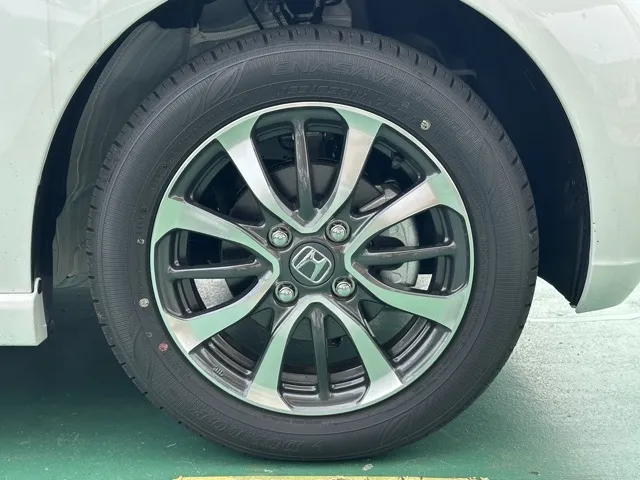 N-BOX(ホンダ)N-BOXカスタム届出済未使用車 12