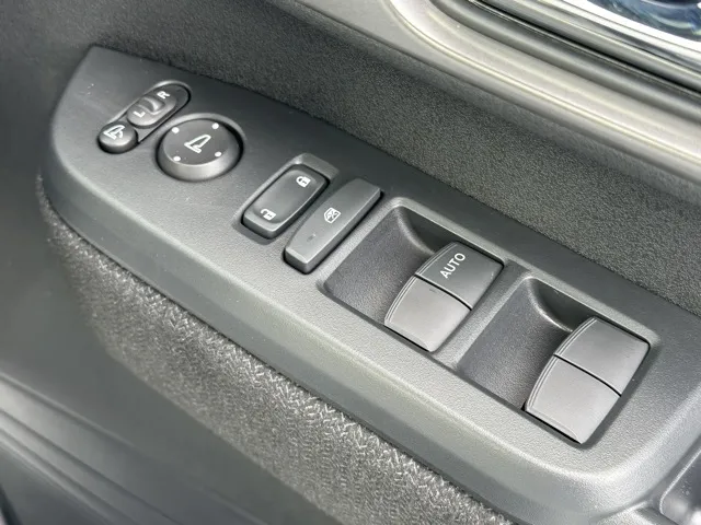 N-BOX(ホンダ)N-BOXカスタム届出済未使用車 13