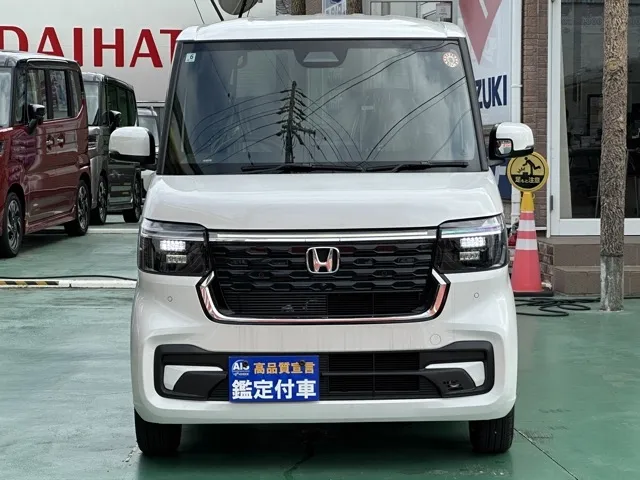 N-BOX(ホンダ)N-BOXカスタム届出済未使用車 23