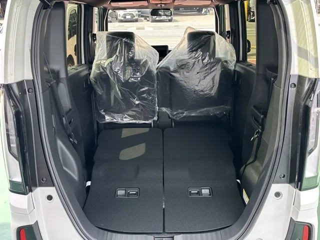 N-BOX(ホンダ)N-BOXカスタム届出済未使用車 10
