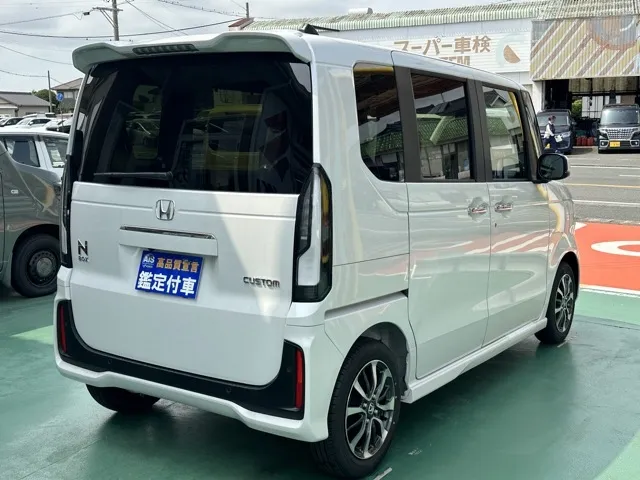 N-BOX(ホンダ)N-BOXカスタム届出済未使用車 11
