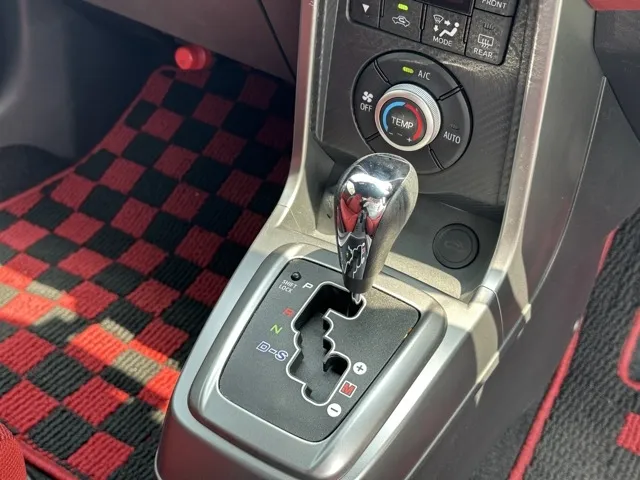 コペン(ダイハツ)ローブ中古車 12