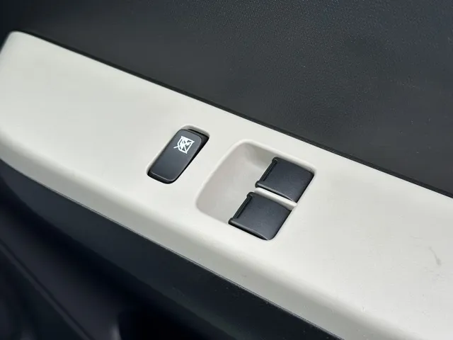 アルト(スズキ)F 5速ミッション中古車 11