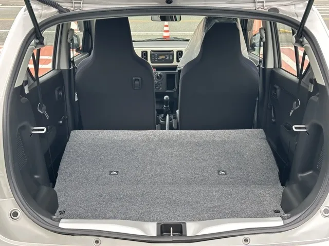 アルト(スズキ)F 5速ミッション中古車 8