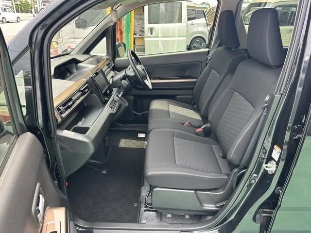 ワゴンR(スズキ)ハイブリッド ZX中古車 3