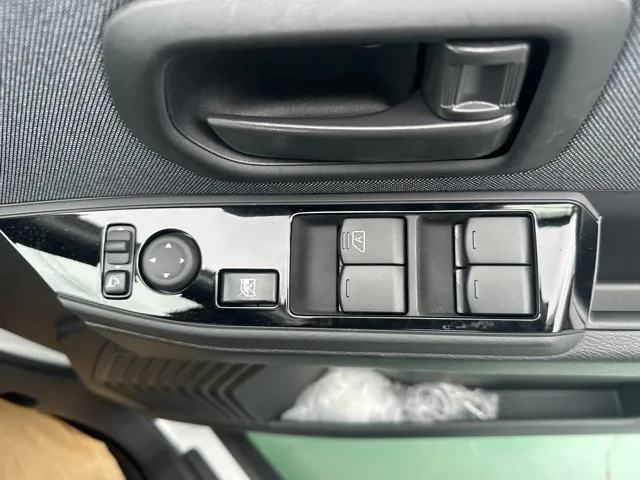 サクラ(ニッサン)X中古車 13