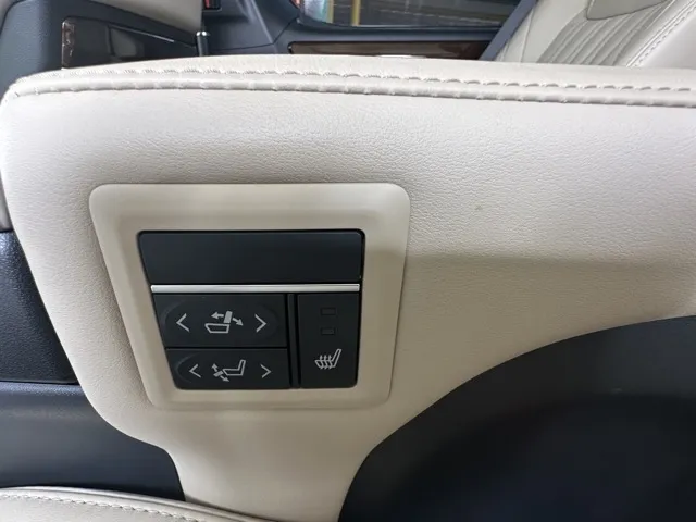 グランエース(トヨタ)G 8人中古車 9