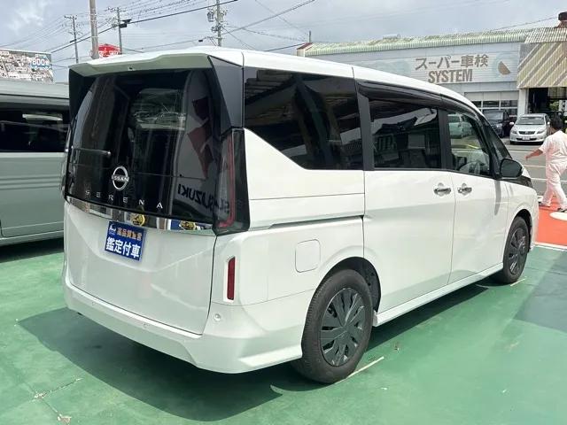 セレナ(ニッサン)X中古車 11