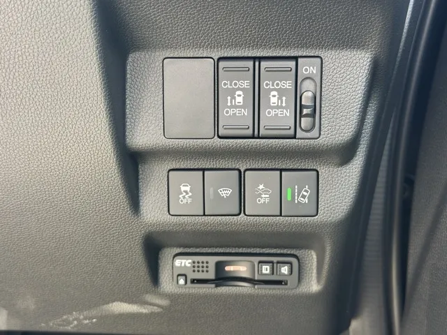 フリード(ホンダ)G Cパッケージ 車いす仕様中古車 14