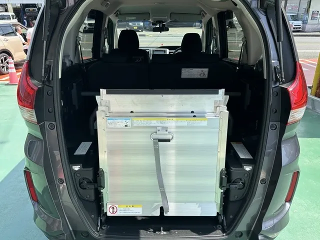フリード(ホンダ)G Cパッケージ 車いす仕様中古車 8