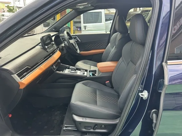 アウトランダー(三菱)P中古車 3