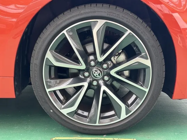 カローラスポーツ(トヨタ)ハイブリッドGZ中古車 12