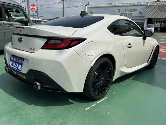 BRZ(スバル)STIスポーツ 6MT中古車 9