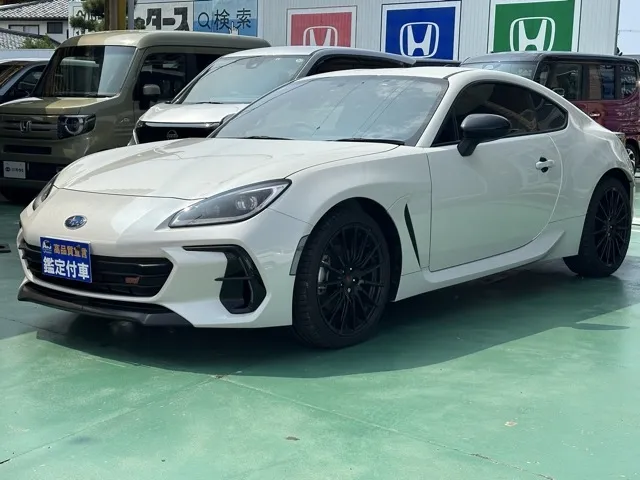 BRZ(スバル)STIスポーツ 6MT中古車 1