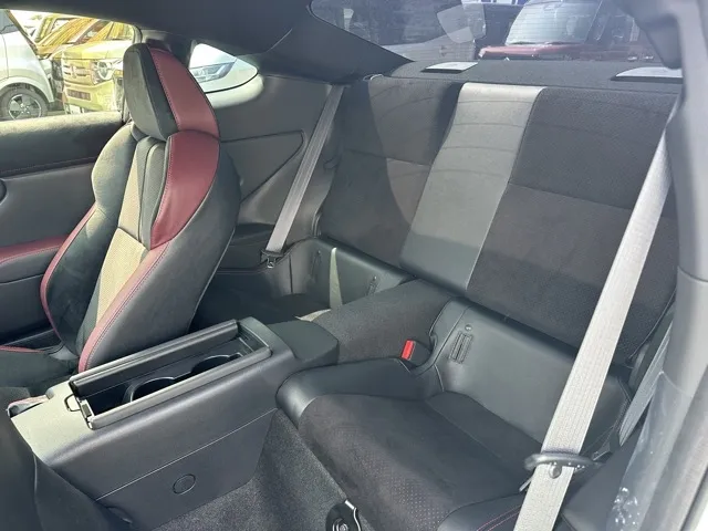 BRZ(スバル)STIスポーツ 6MT中古車 4