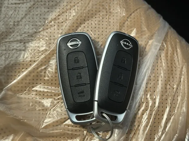 エクストレイル(ニッサン)G e-4ORCE サンルーフ ルーフレール ナッパレザー BOSE中古車 25