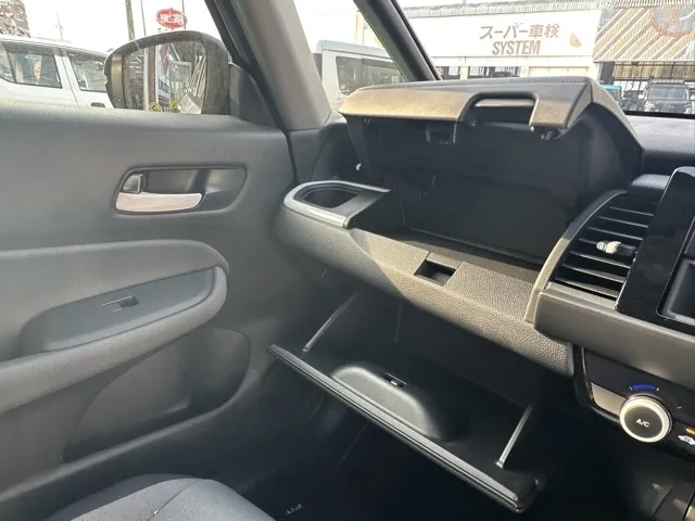 フィット(ホンダ)ベーシック中古車 22