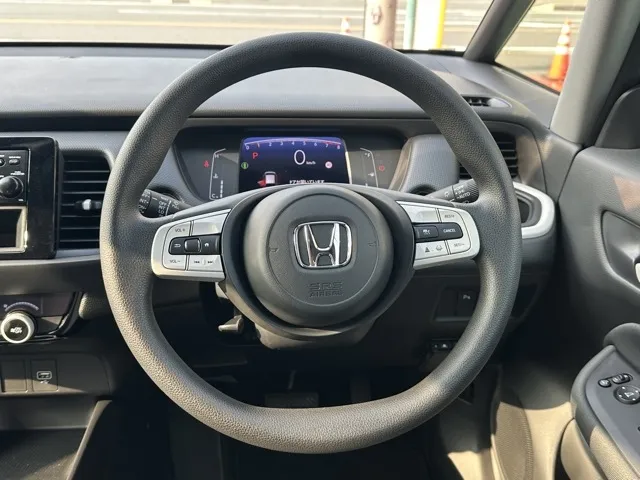 フィット(ホンダ)ベーシック中古車 6