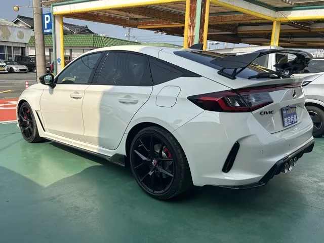 シビック(ホンダ)タイプR登録済未使用車 2
