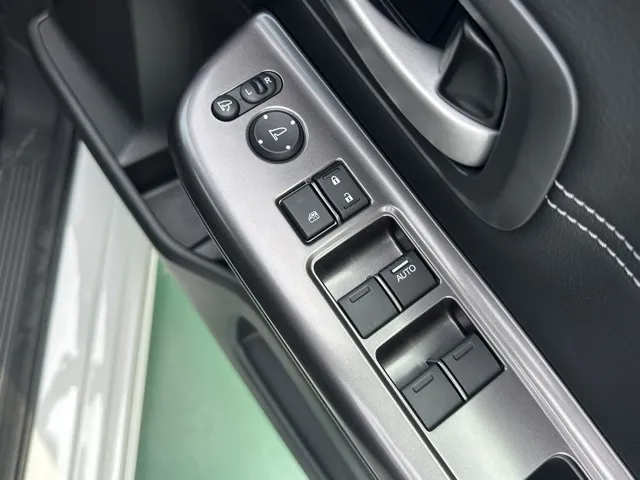 フリード(ホンダ)モデューロX 純正ナビ中古車 14