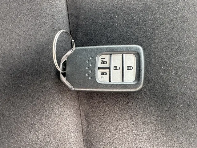 フリード(ホンダ)モデューロX 純正ナビ中古車 15