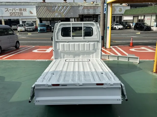 キャリートラック(スズキ)KC 2WD 5MT届出済未使用車 9