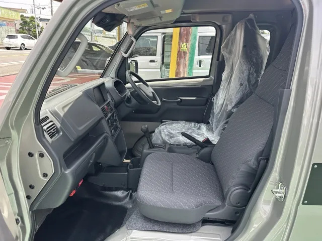 キャリートラック(スズキ)スーパーキャリイXリミテッド AT届出済未使用車 3