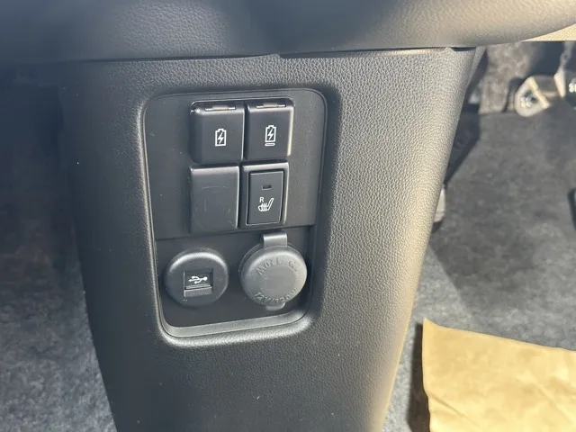 ワゴンR(スズキ)ハイブリッド ZX 全方位カメラ届出済未使用車 17