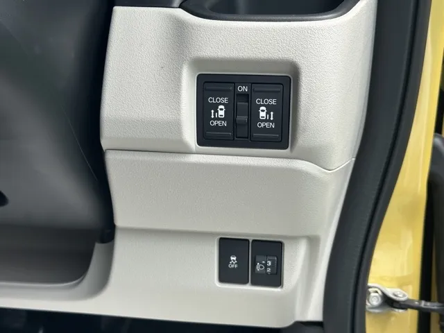 N-BOX(ホンダ)N-BOX ファッションスタイル コンフォートＰ中古車 15