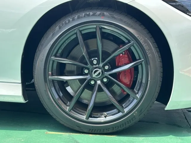 フェアレディZ(ニッサン)バージョンST 6MT登録済未使用車 10