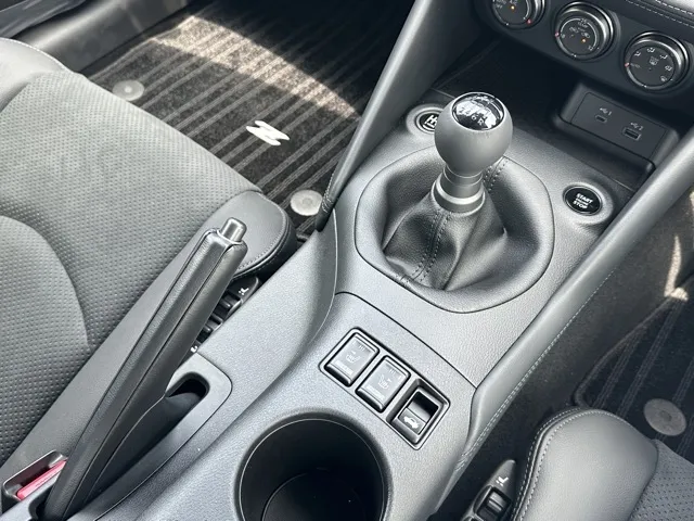 フェアレディZ(ニッサン)バージョンST 6MT登録済未使用車 18