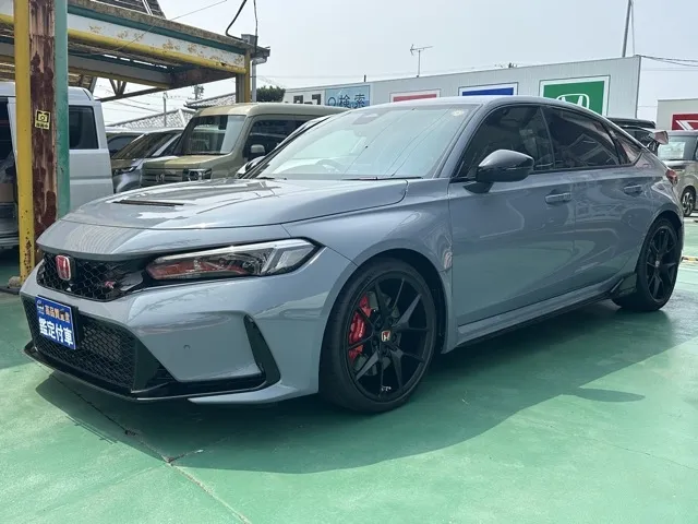 シビック(ホンダ)タイプR レーシングブラックPKG登録済未使用車 1