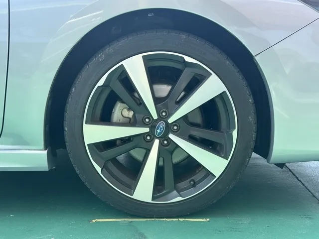 インプレッサ(スバル)2.0i-S アイサイト中古車 11