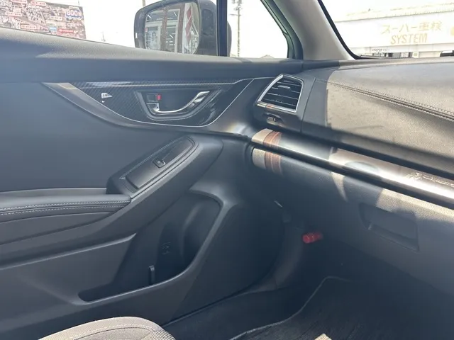 インプレッサ(スバル)2.0i-S アイサイト中古車 22