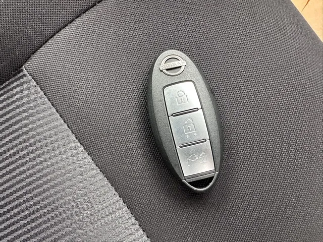 リーフ(ニッサン)ニスモ中古車 28