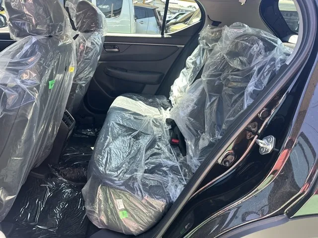 WR-V(ダムド)Z+ リヴァーブ フェイスチェンジキット新車見本展示無 4