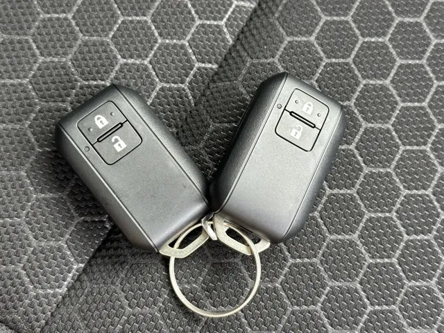 クロスビー(スズキ)ハイブリッドMZ登録済未使用車 22