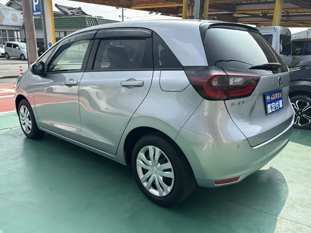 フィット(ホンダ)e：HEV ベーシック中古車 2