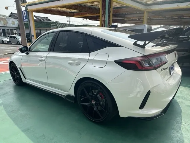 シビック(ホンダ)タイプR登録済未使用車 2