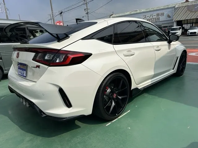 シビック(ホンダ)タイプR登録済未使用車 8