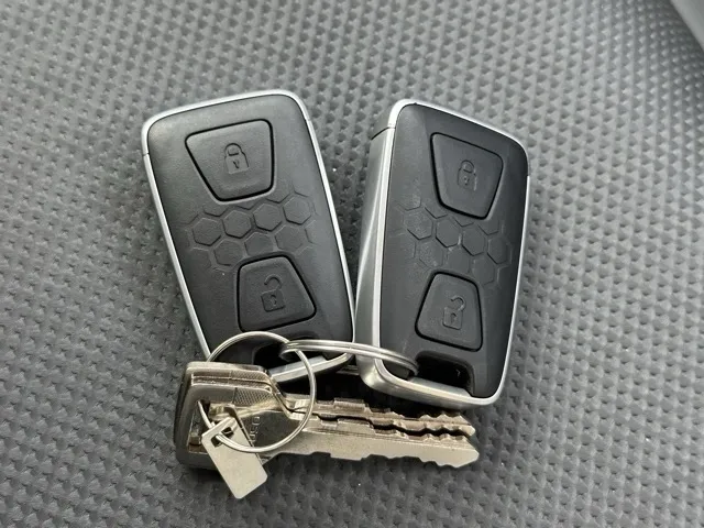 キャンター(三菱)全低床キョウカダンプ ３ｔ中古車 28