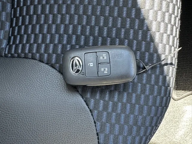 タント(ダイハツ)RS届出済未使用車 21